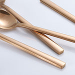 Elegantes 30-teiliges Besteckset für stilvolle Anlässe