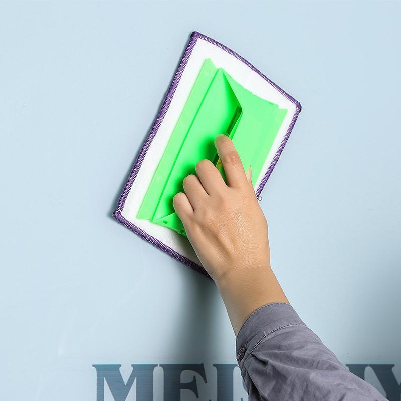 Praktische Fensterreinigungsbürste mit abnehmbarem Griff