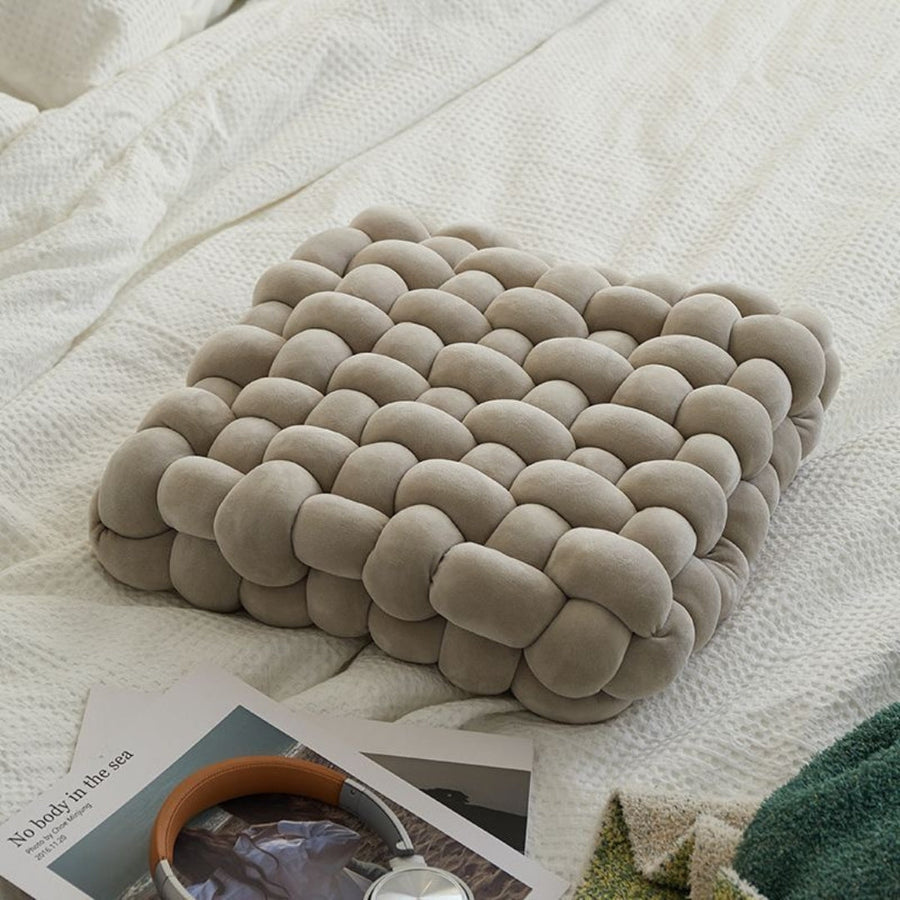 Knotter Kissen – Gemütliches Sitzkissen für Wohn- und Schlafzimmer