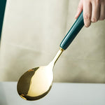 Elegantes Edelstahl-Besteckset in Gold