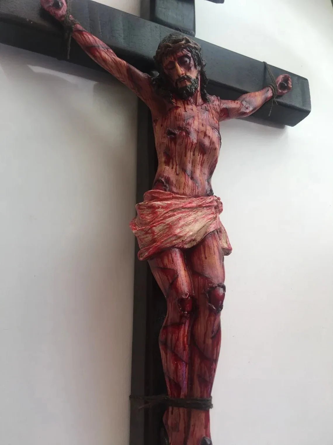 Ewiger Frieden | Handgefertigtes Kreuz Christi