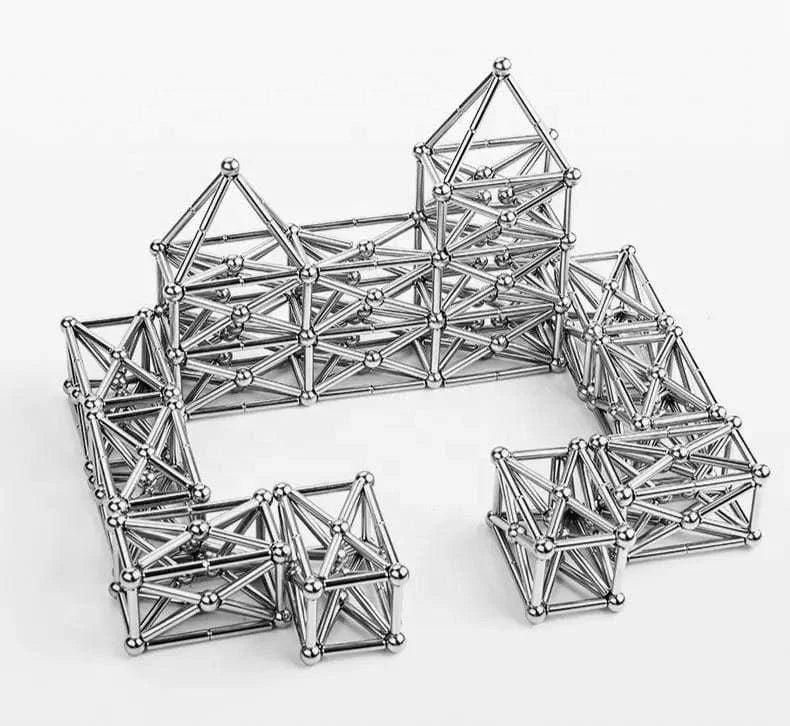 Magnetische Bau-Spielzeugset mit Stäben und Kugeln
