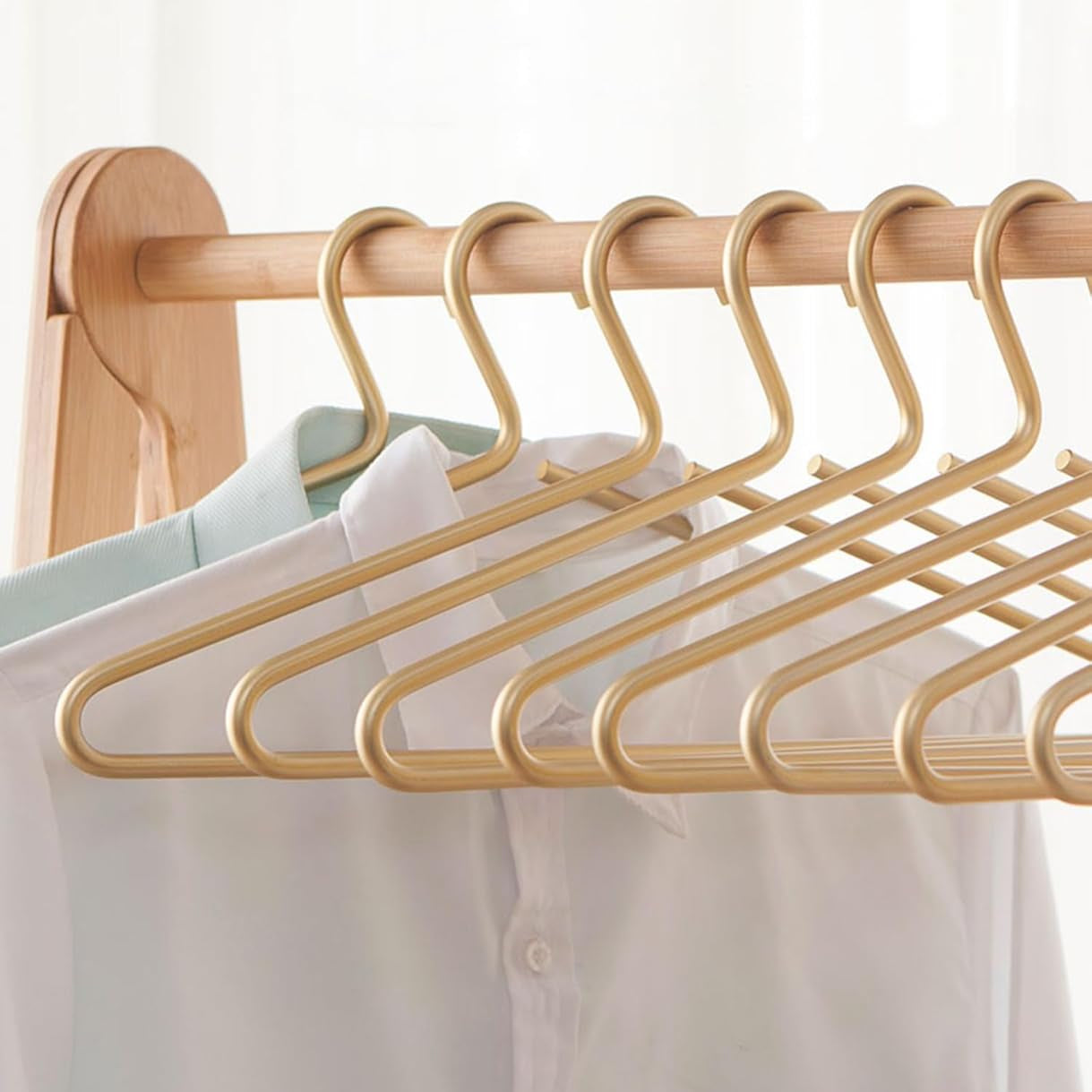 Stylish Metal Hangers for Your Wardrobe (Set of 5)
