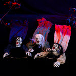 Gruselige Halloween-Deko – Schwebender Geist mit Blutflecken