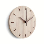 Handgefertigte Wanduhr aus Holz im skandinavischen Design – 30 cm Durchmesser