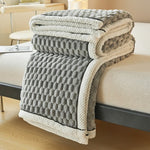 Ultra-Soft Reversible Blanket for Ultimate Comfort
