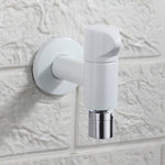 Eleganter Wandhahn mit Knopfgriff aus massivem Messing