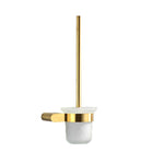 Elegantes Badezimmer-Set mit goldenen Handtuchhaltern