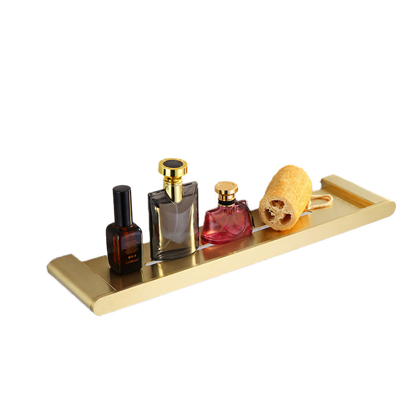 Elegantes Badezimmer-Set mit goldenen Handtuchhaltern