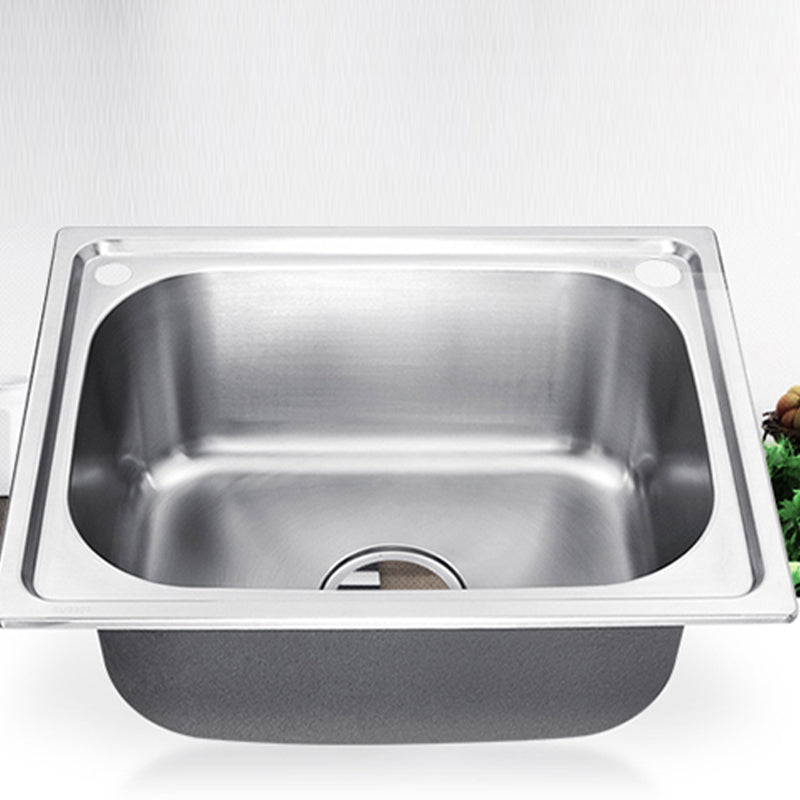 Eleganter Küchenspüle mit schmutzabweisender Oberfläche und Abflussset