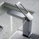 Eleganter Wasserhahn mit Hebel für Ihr Badezimmer