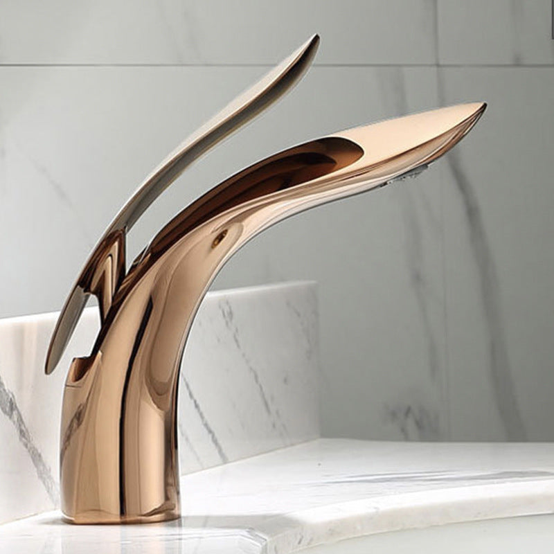 Eleganter Einhebel-Waschtischarmatur in edlem Design