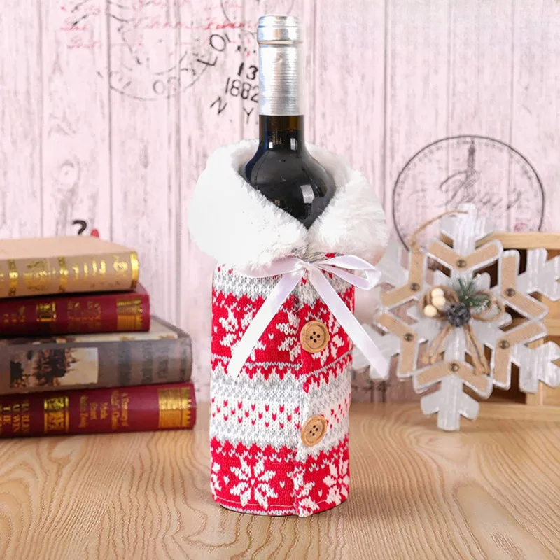 Weihnachtsflaschenhülle mit Fellkragen – festliche Weindekoration, Gnome