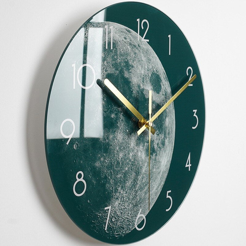 Moderne Wanduhr aus Glas – Funktional, Elegant und Stilvoll