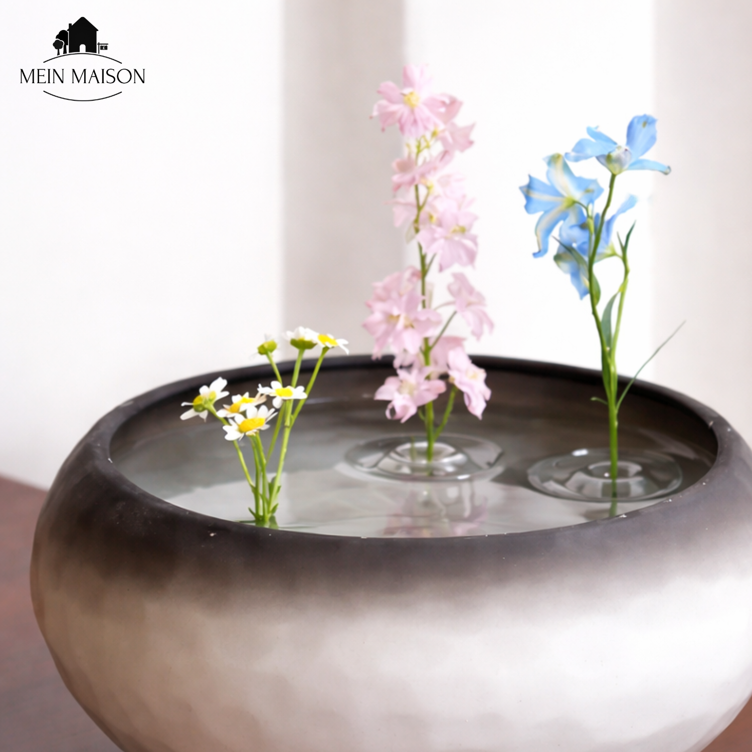 Floral Magic – Elegant Flower Presentation Made Easy