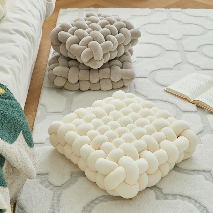 Knotter Kissen – Gemütliches Sitzkissen für Wohn- und Schlafzimmer