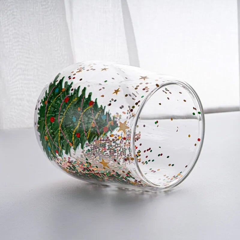 Weihnachtstasse in Baumform