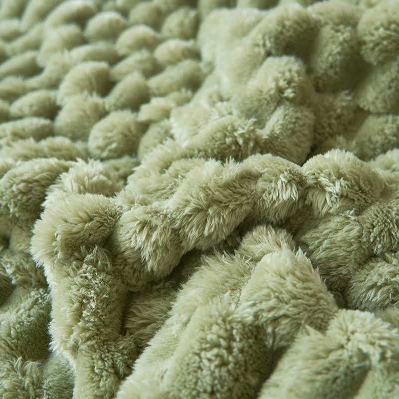 Ultra-Soft Reversible Blanket for Ultimate Comfort