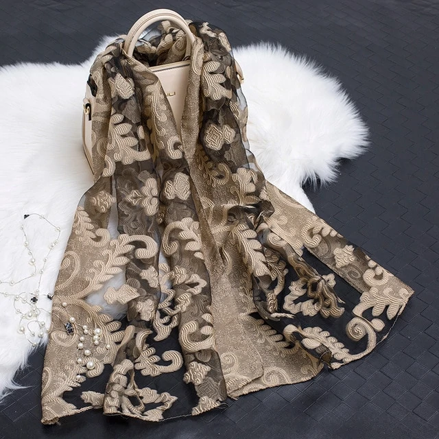Blütenzauber | Eleganter Seidenschal mit floralen Motiven