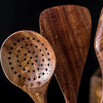 8-teiliges Kochset aus Akazienholz