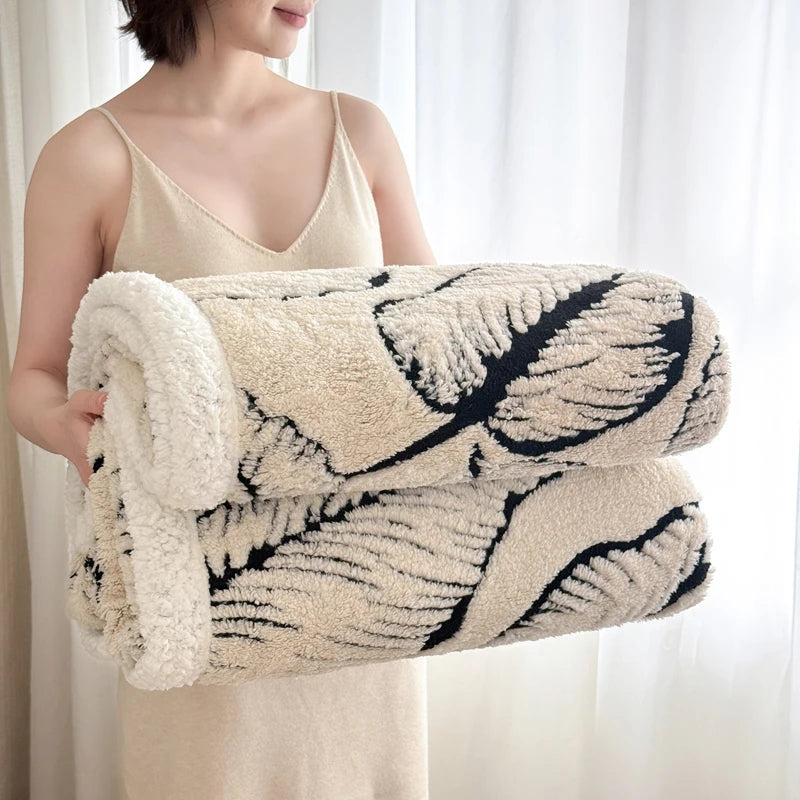 Luxuriöse Kuscheldecke aus Samt und Lammfleece | Stilvoll & Bequem für Ihr Zuhause