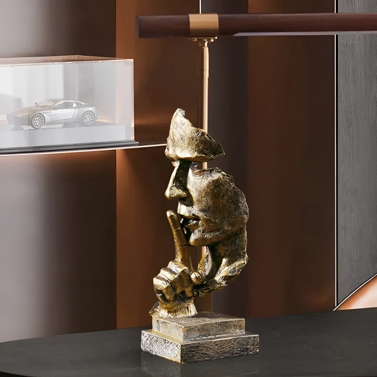 Elegante Denker-Skulptur – Stilvolle Dekoration für Ihr Zuhause