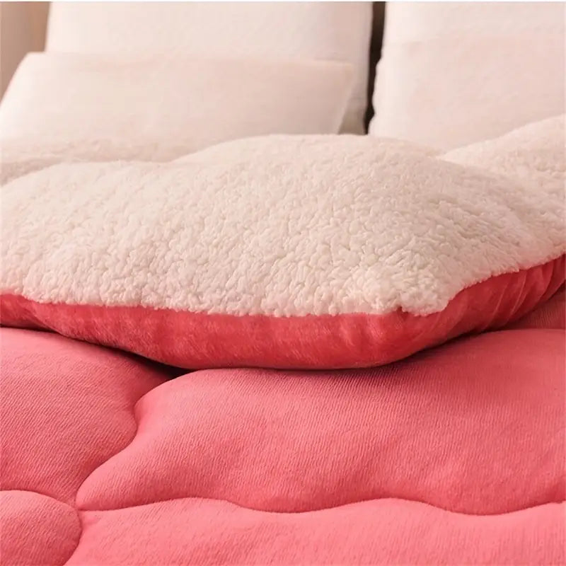 Wollige Wärme - Atmungsaktive Kuscheldecke für jedes Zuhause