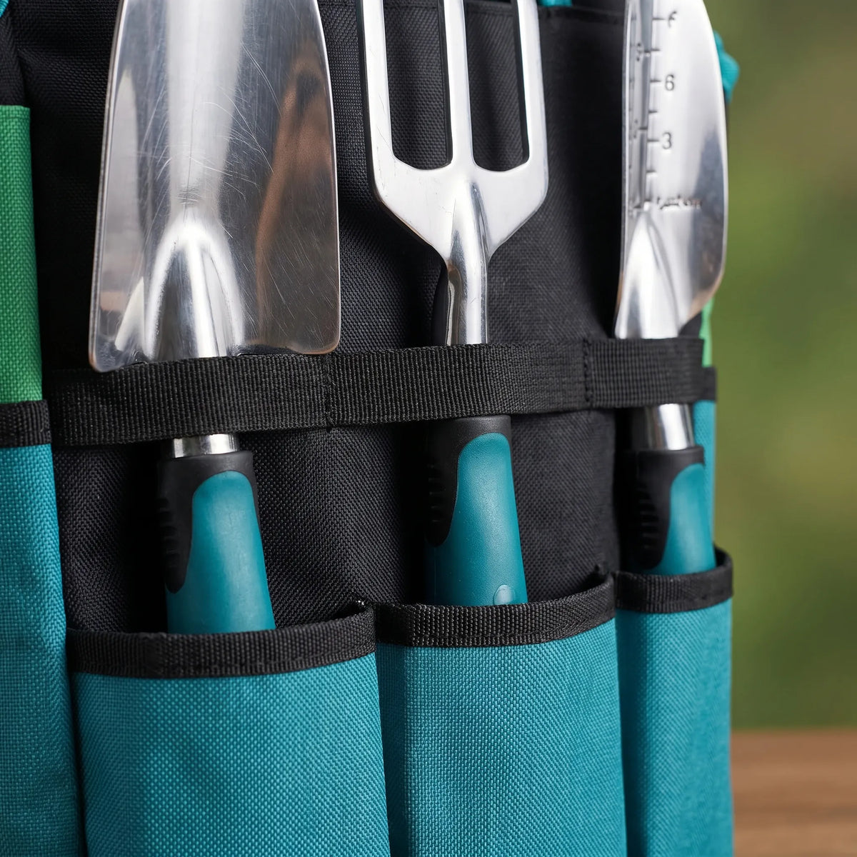 Gardening Tools Set of 7 for Indoor and Outdoor Use