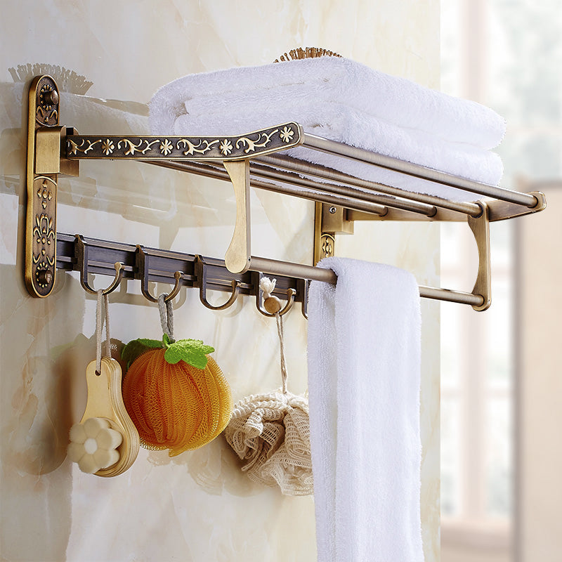 Elegantes Badezimmer-Zubehörset aus Metall für stilvolle Räume