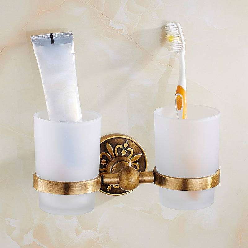 Elegantes Badezimmer-Zubehörset aus Metall für stilvolle Räume