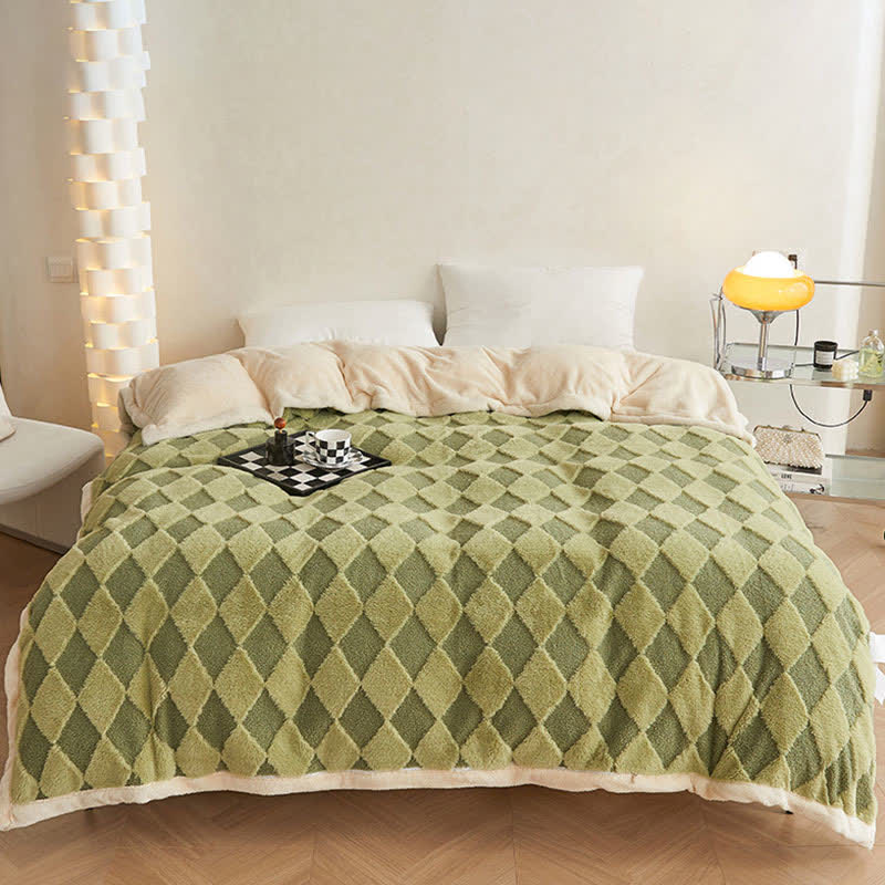 Luxurious Velvet Blanket – Soft and Warm for Any Occasion