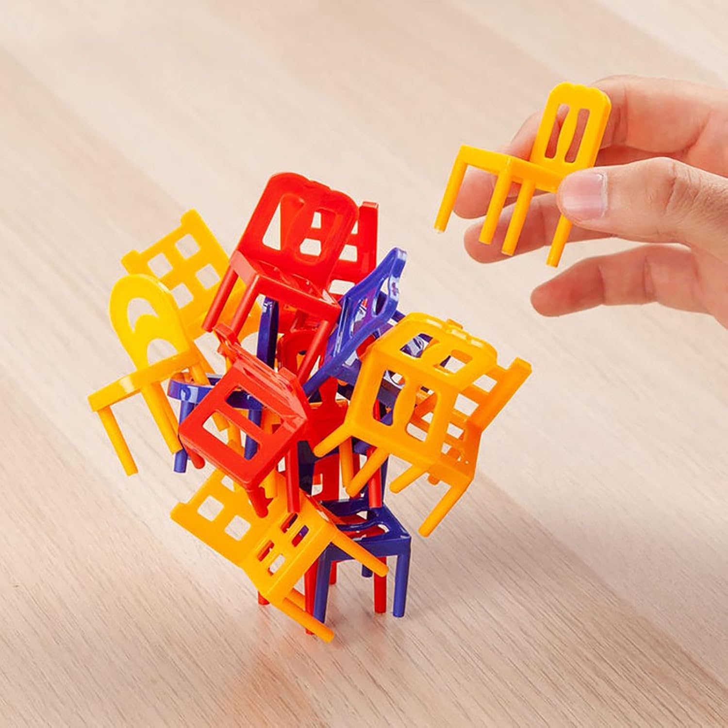 Stapelspiel für Montessori-Stühle