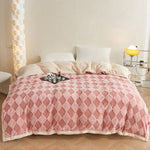 Luxurious Velvet Blanket – Soft and Warm for Any Occasion