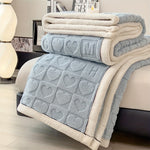Wohlfühl-Decke aus weichem Fleece mit umkehrbarem Design – Elegant und vielseitig