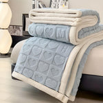 Wohlfühl Wärme-Decke – Kuschelige Fleece-Winterdecke mit doppeltem Design