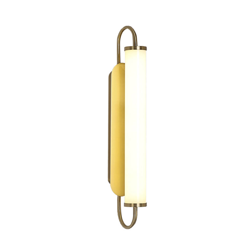 Elegante Goldene Wandleuchte mit LED und Acrylschirm