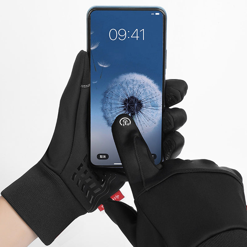 FrostGuard – Keep your hands warm and connected in the cold