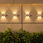 Solarbetriebene Außenwandleuchten – Warmweißes LED-Licht für Garten und Terrasse (4er Set)