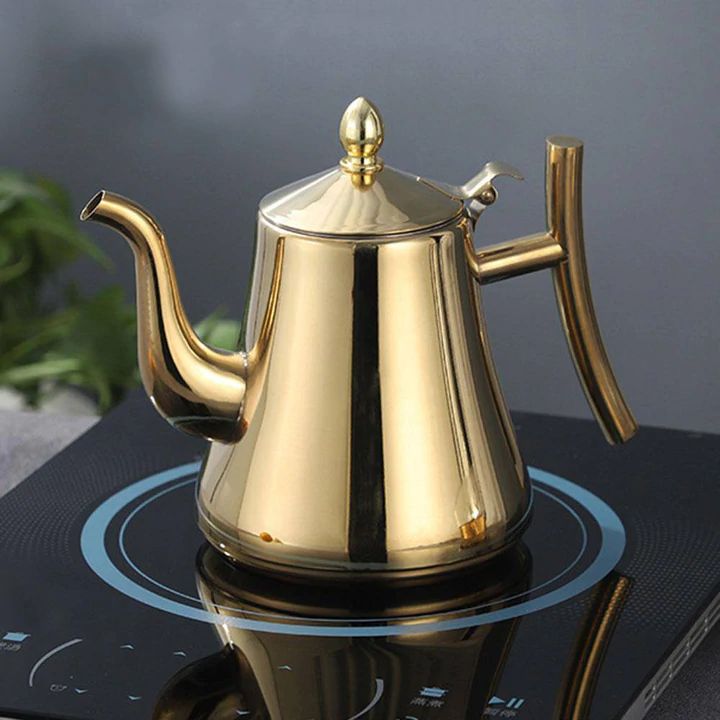 Eleganter Induktions-Wasserkocher mit hochwertigem Filter