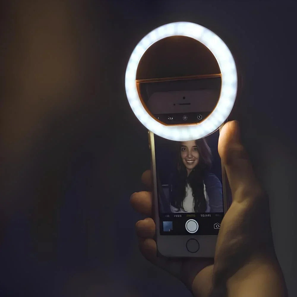 Praktisches Clip-On Licht für klare Aufnahmen