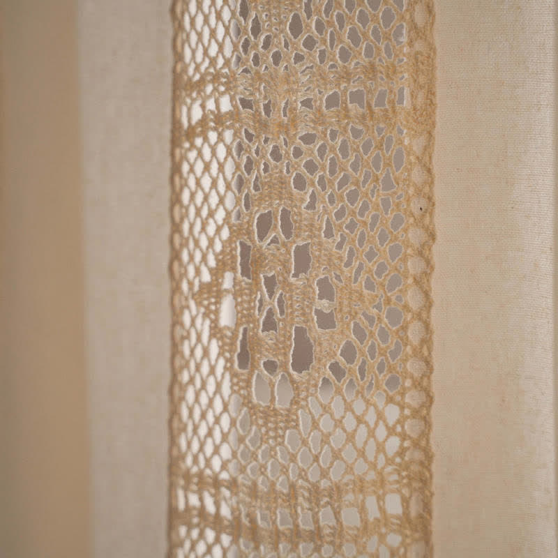 Beige Lichtfilter Gardinen-Set mit Ausschnitten und Splicing