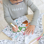 Selbstgestaltbarer Kinderpyjama zum Ausmalen