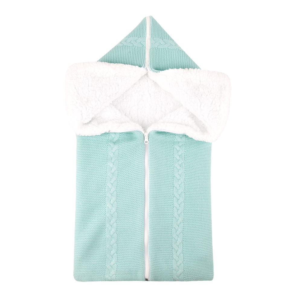 Schlafsack für Babys mit Kapuze – Kuscheliger Strickschlafsack