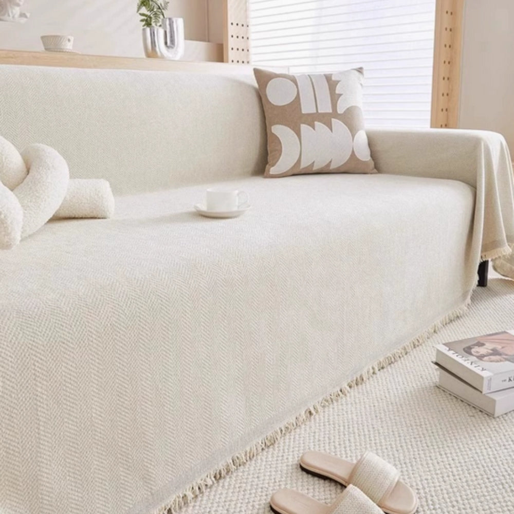 Eleganter Sofaüberwurf für Stil und Schutz im Wohnzimmer