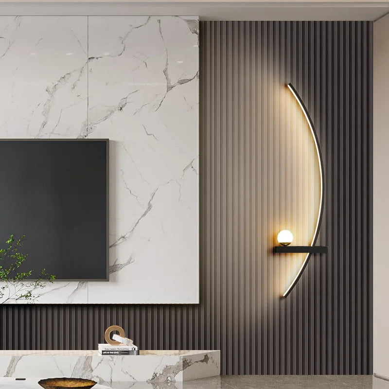 Moderne LED Wandleuchte mit geschwungener Form und Lichtmodi