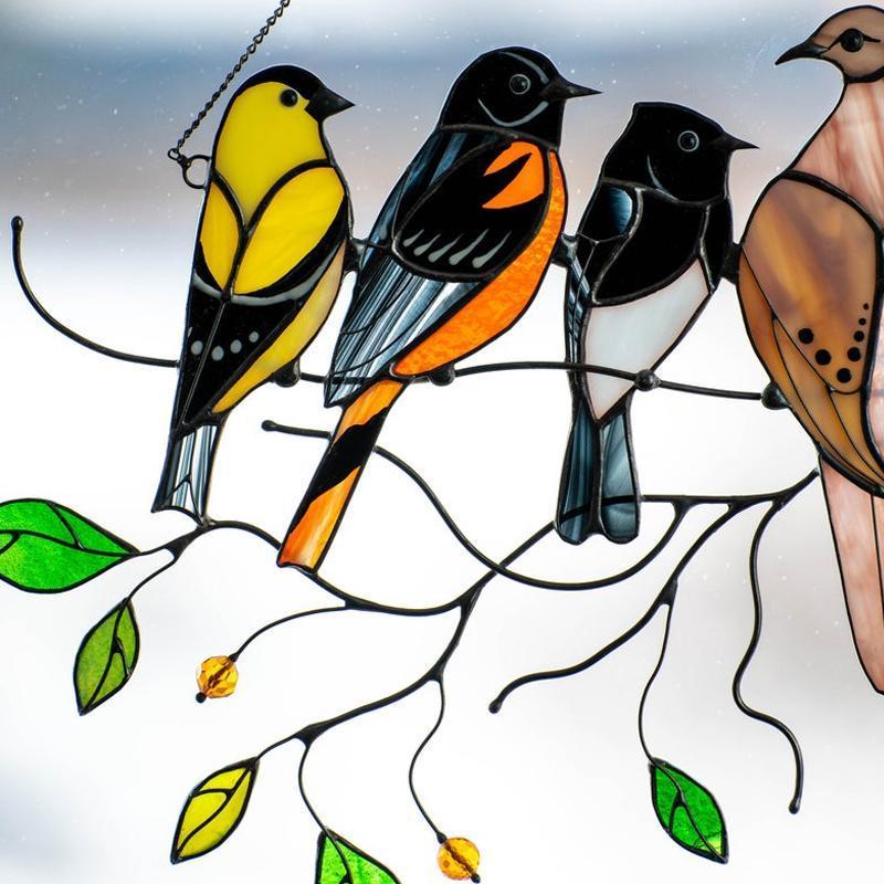 Bunte Glasfensterhänger mit Vogelmotiv