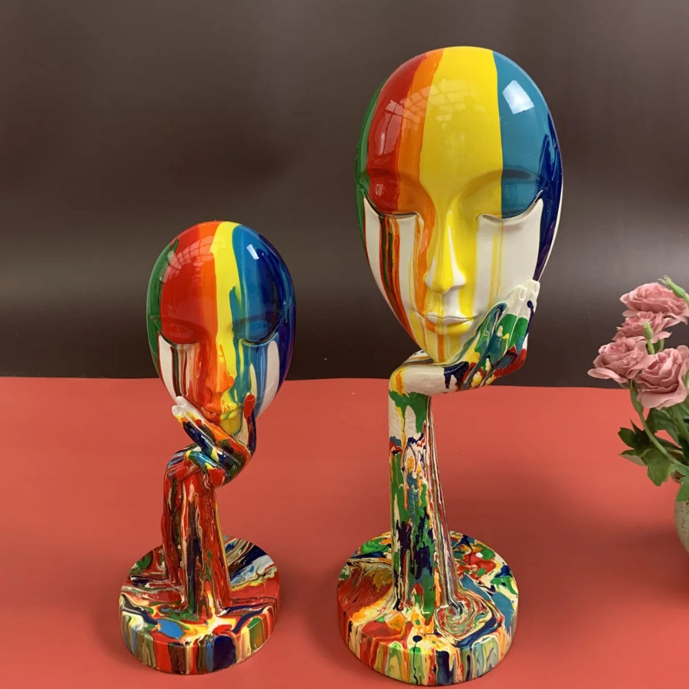 Skulptur einer abstrakten Gesichtsart