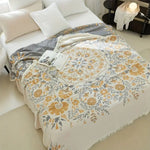 Reversible Blüten-Decke mit französischem Flair