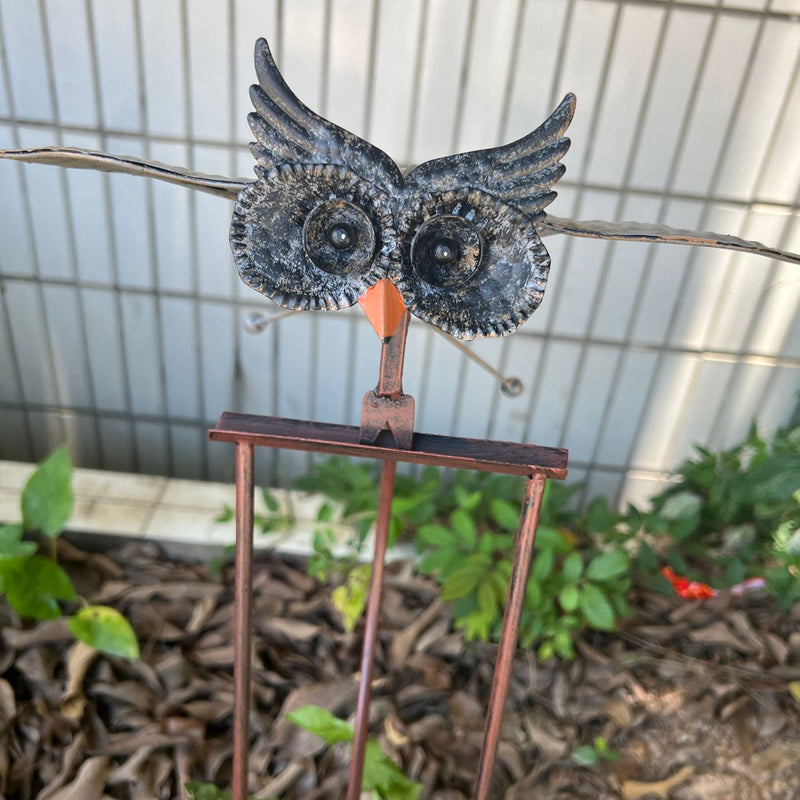Luftige Gartenkunst: Elegante Vogel-Dekoration für Ihre Terrasse
