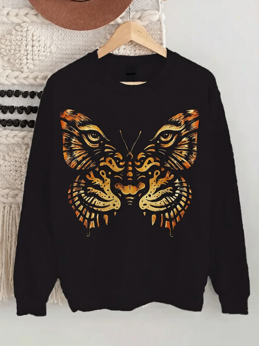 Elegant women's shirt for every occasion